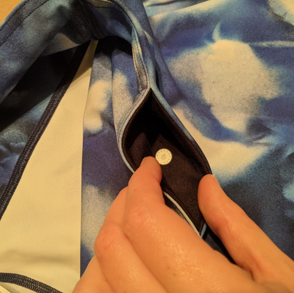 Lululemon leggings - Picture 4 of 6